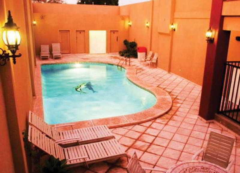 Hotel Plaza Las Quintas Hermosillo Bagian luar foto